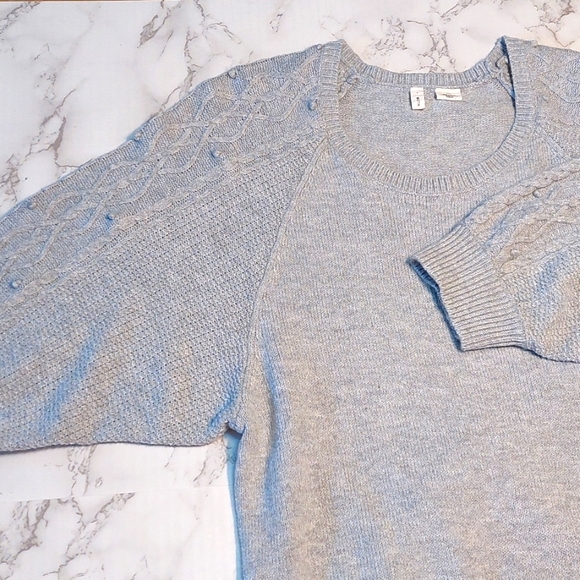 Anthropologie Moth gray batwing pompom stitch sweater, size S - Picture 8 of 8